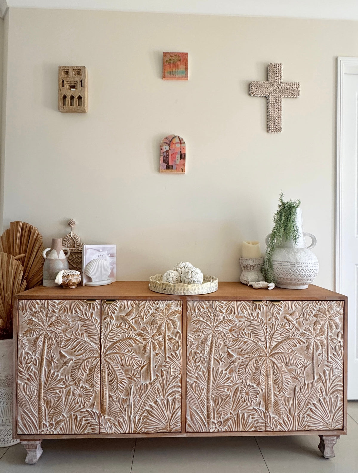 Sideboard Large Carved Les Palmas - Sierra