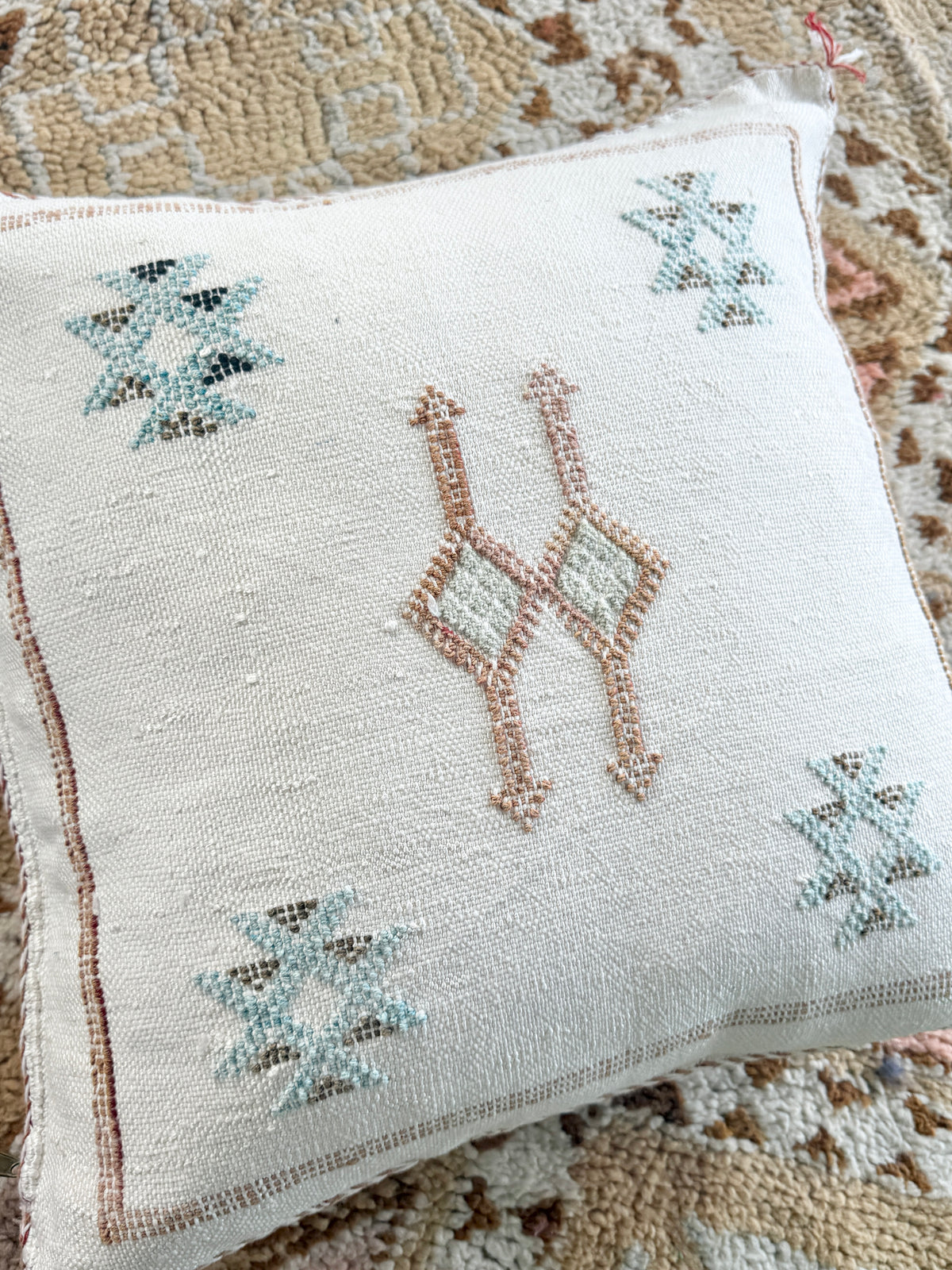 Cactus Silk Square Cover - Sq446
