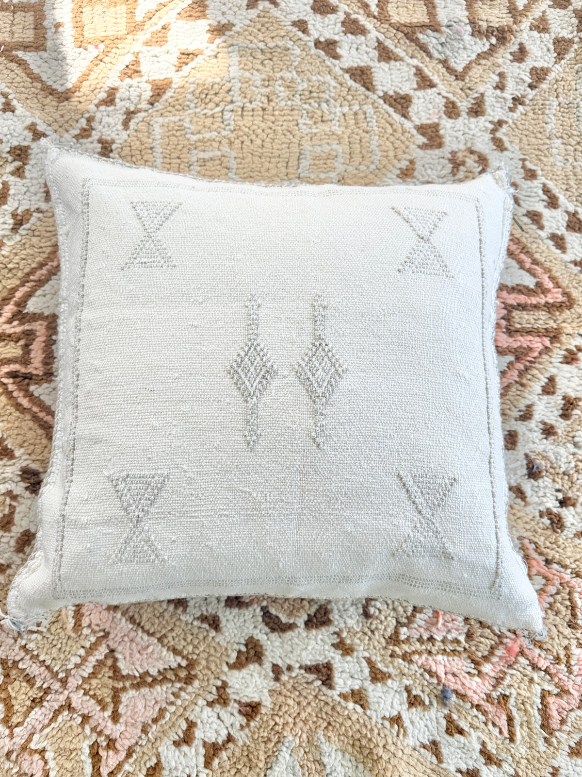 Cactus Silk Square Cover - Sq438