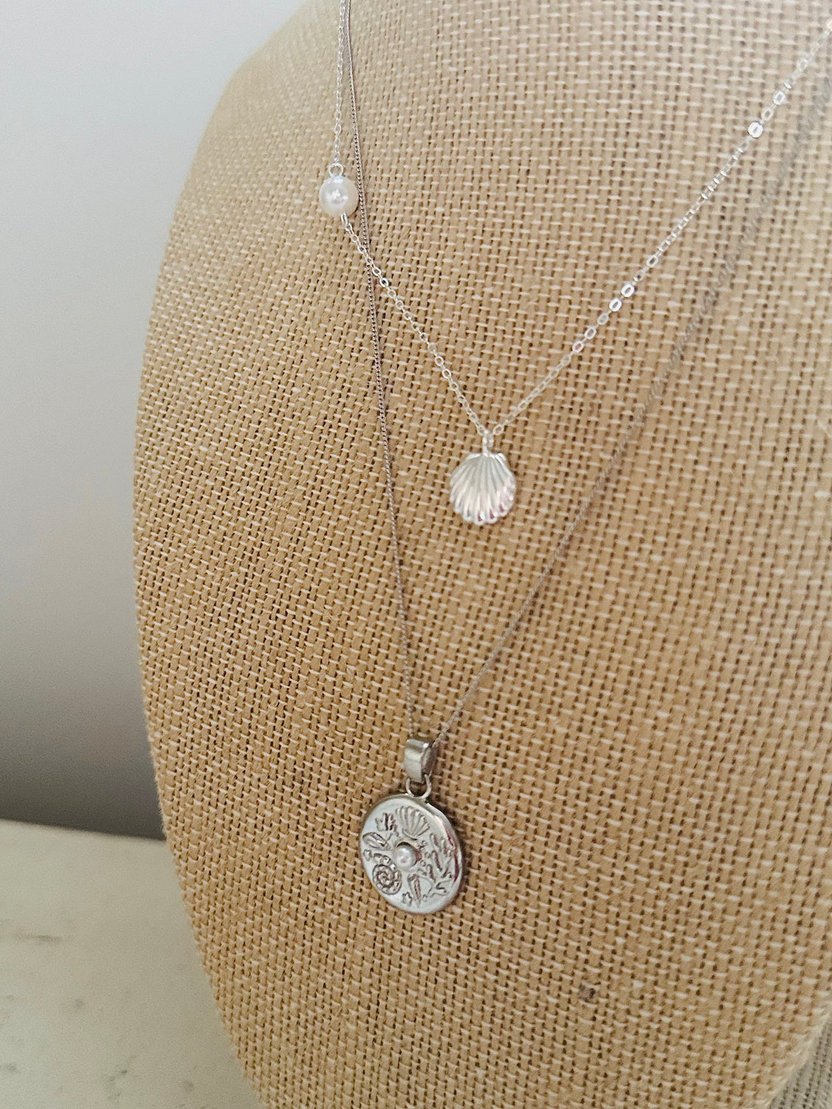 Ocean chaser necklace