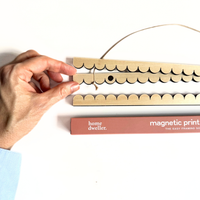 Magnetic Print Hanger Scallop 30cm