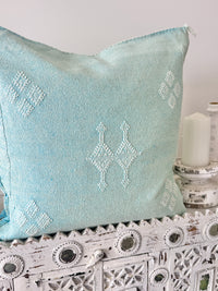 Cactus Silk Square Cover - Sq449
