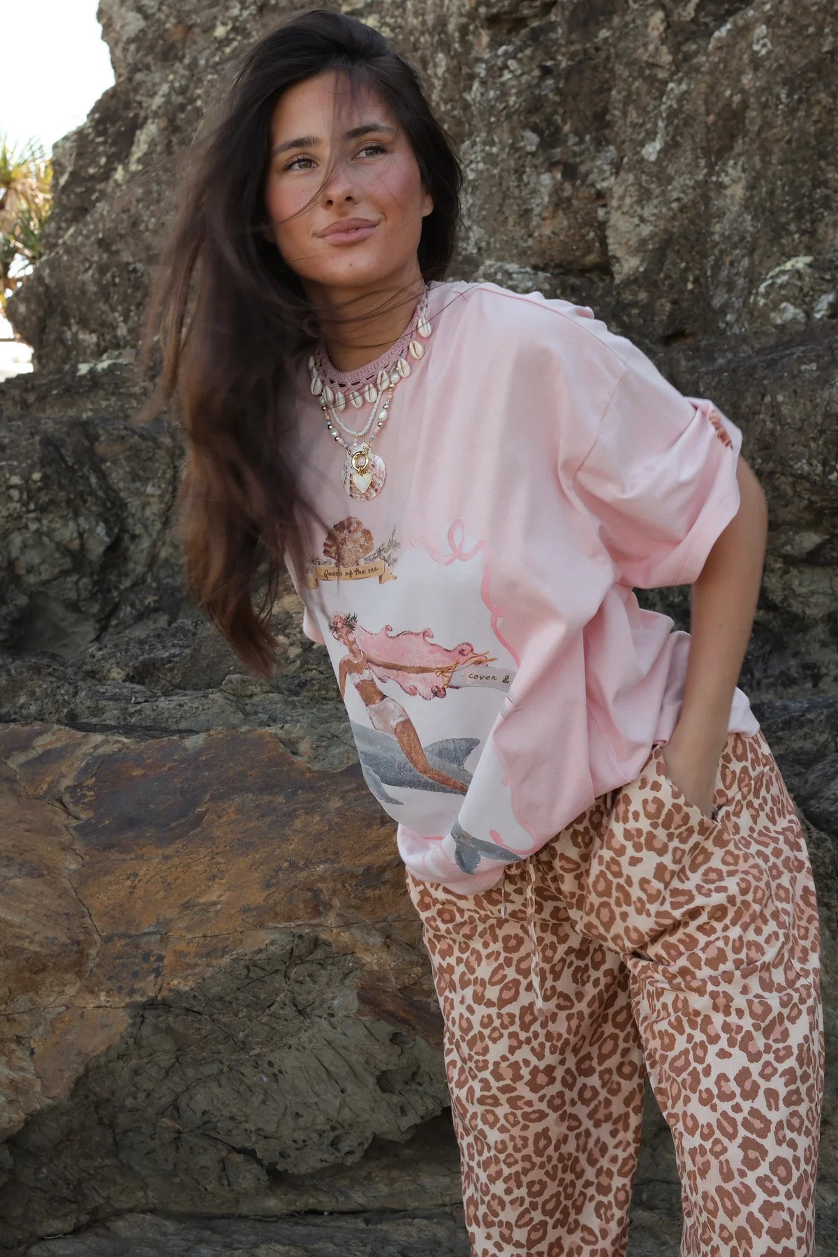 Queen Of The Sea Tee Pink