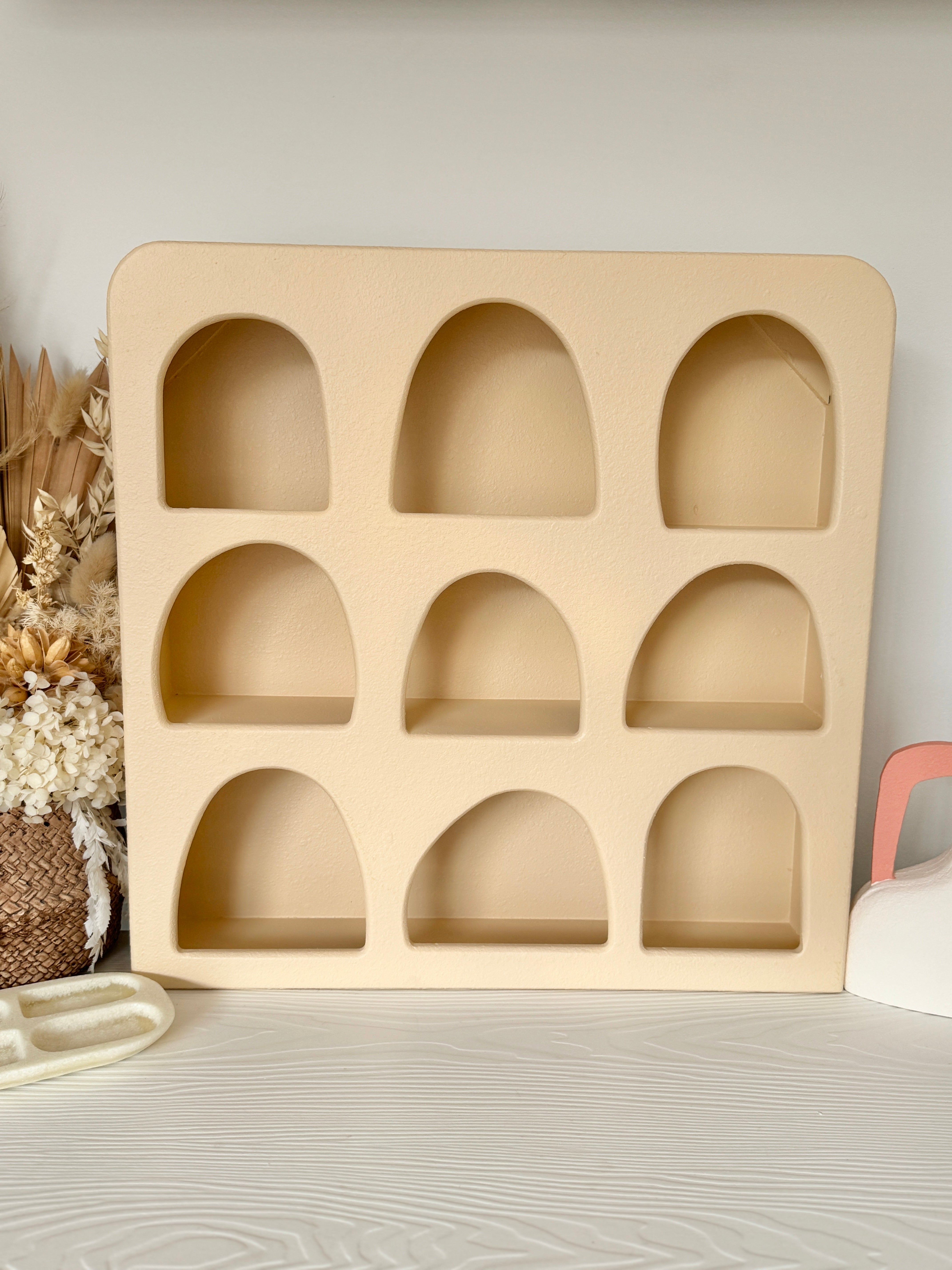 Santorini 9 Hole Shadow Box – White Pick it Fence
