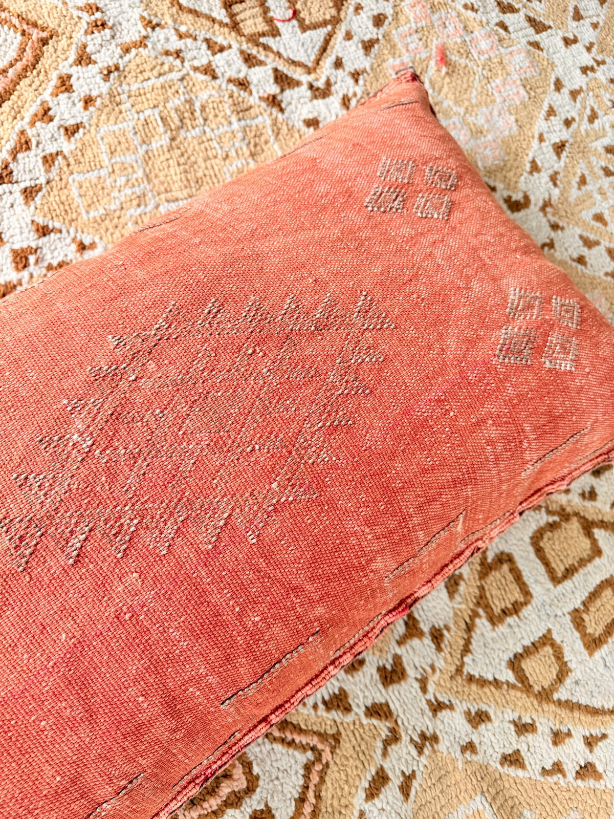 Cactus Silk Large Lumbar Cushion LL22