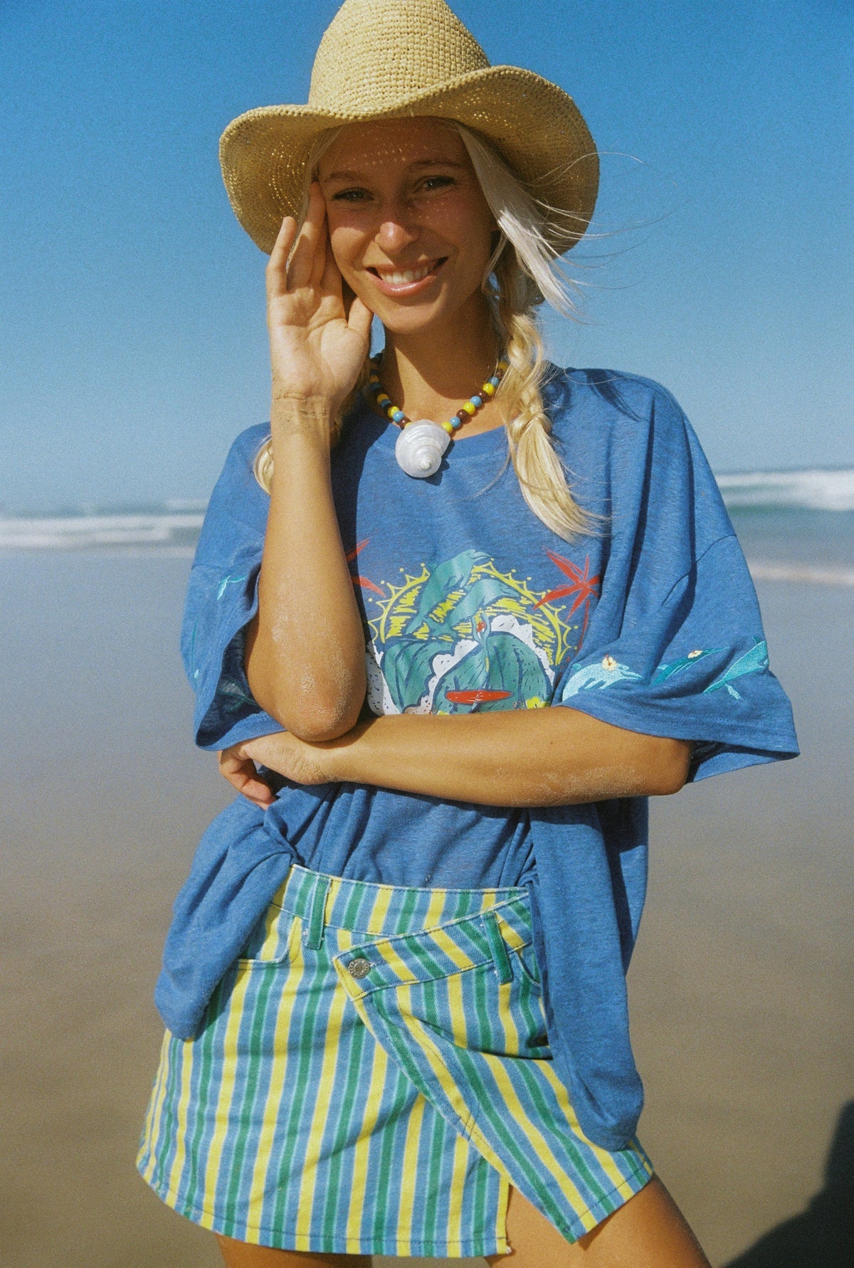 Home Surf Tee Spicy Dogung