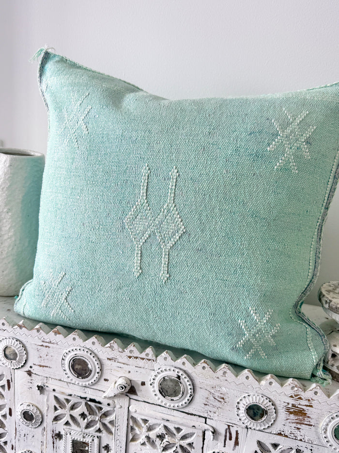 Cactus Silk Square Cover - Sq457