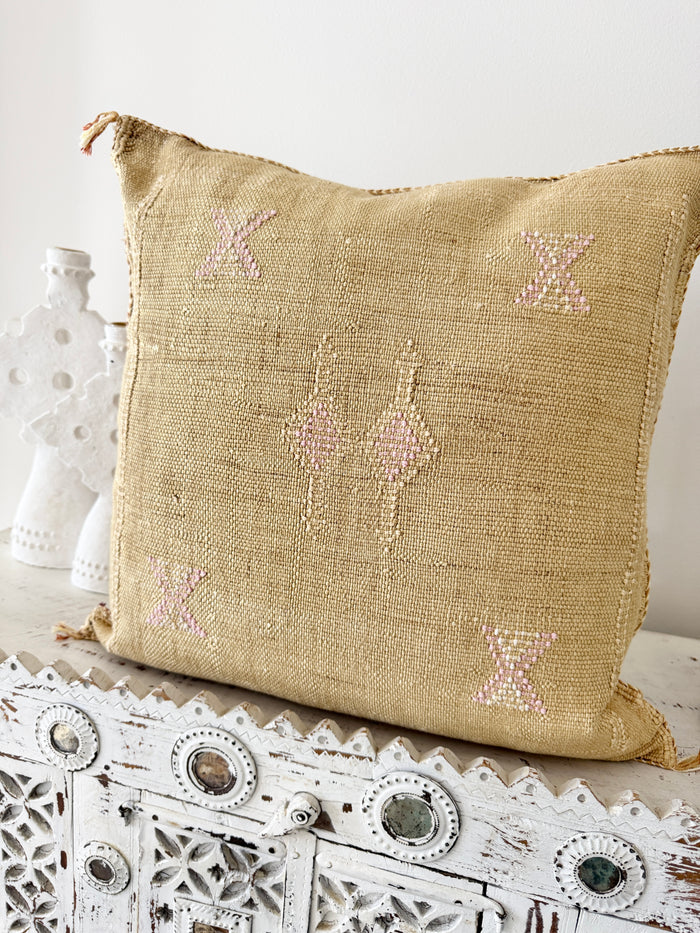 Cactus Silk Square Cover - Sq383