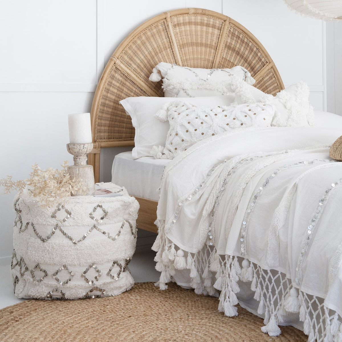 Harper Moroccan Wedding Throw – White