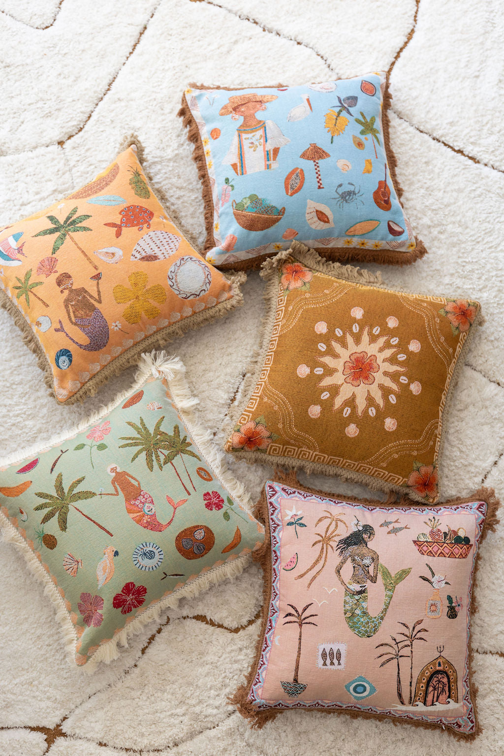 Summer Lovin Cushion Cover