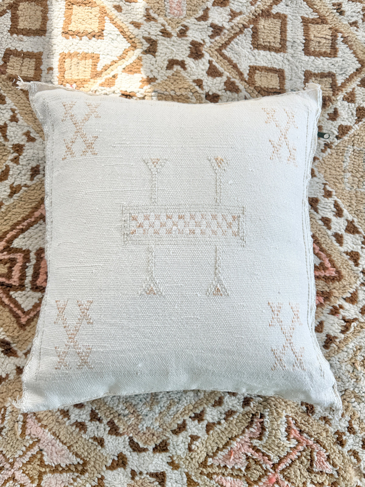 Cactus Silk Square Cover - Sq439
