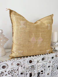 Cactus Silk Square Cover - Sq339