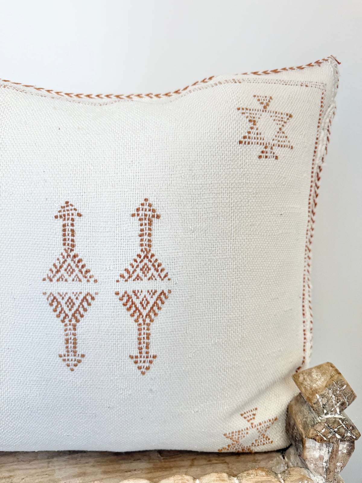 Cactus Silk Square Cover - Sq304