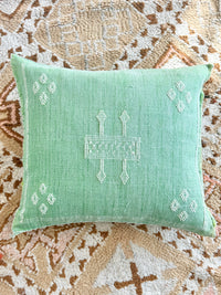 Cactus Silk Square Cover - Sq464
