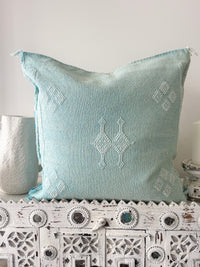 Cactus Silk Square Cover - Sq449