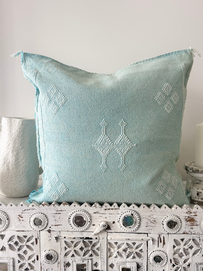 Cactus Silk Square Cover - Sq449