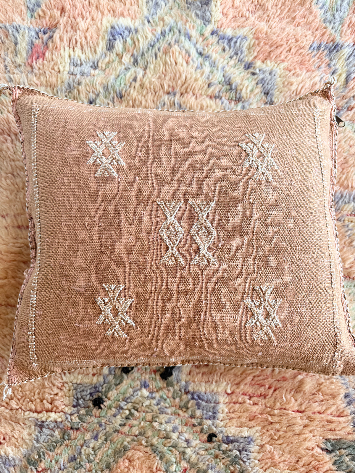 Cactus Silk Square Cover - Sq366