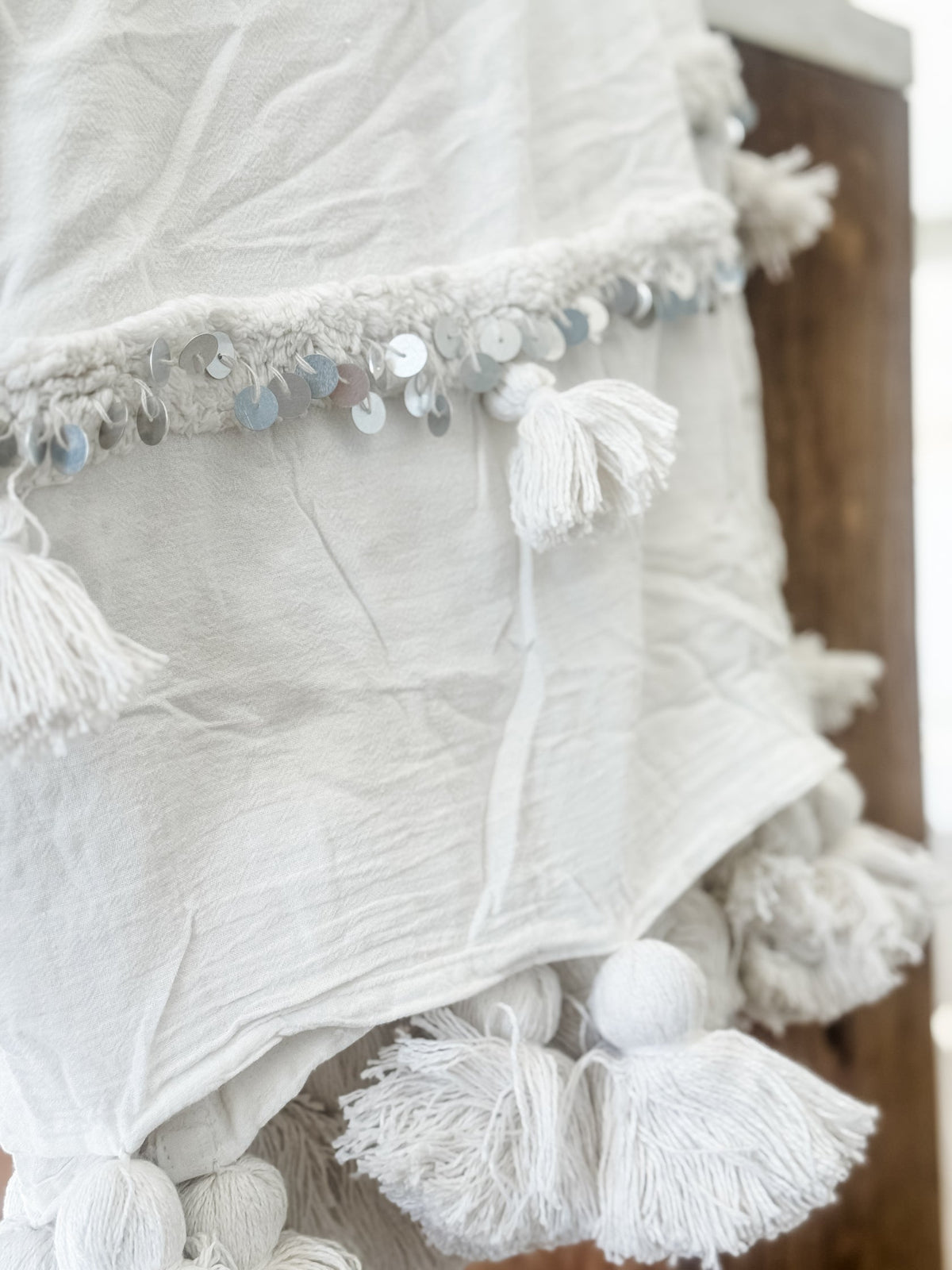 Harper Moroccan Wedding Throw – White