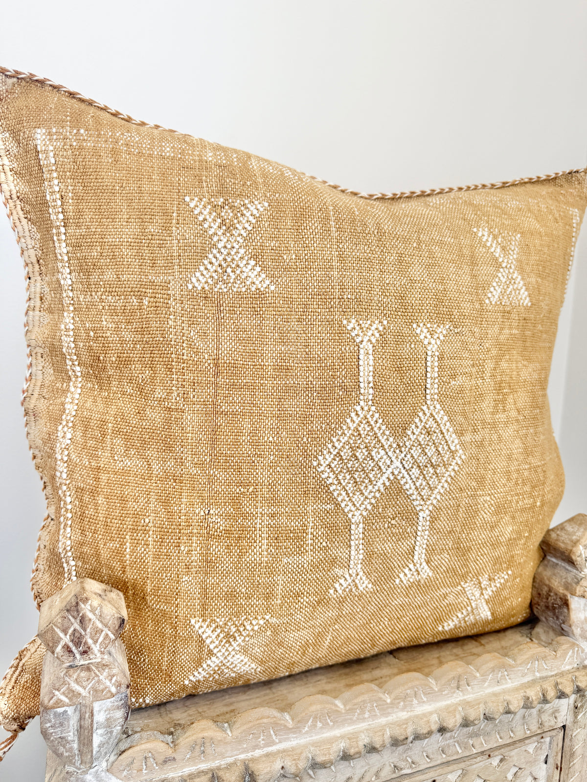 Cactus Silk Square Cover - Sq282