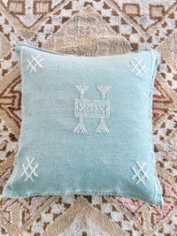 Cactus Silk Square Cover - Sq459
