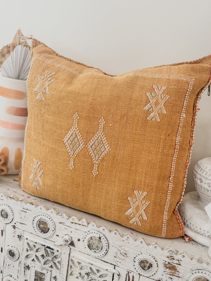 Cactus Silk Square Cover - Sq184