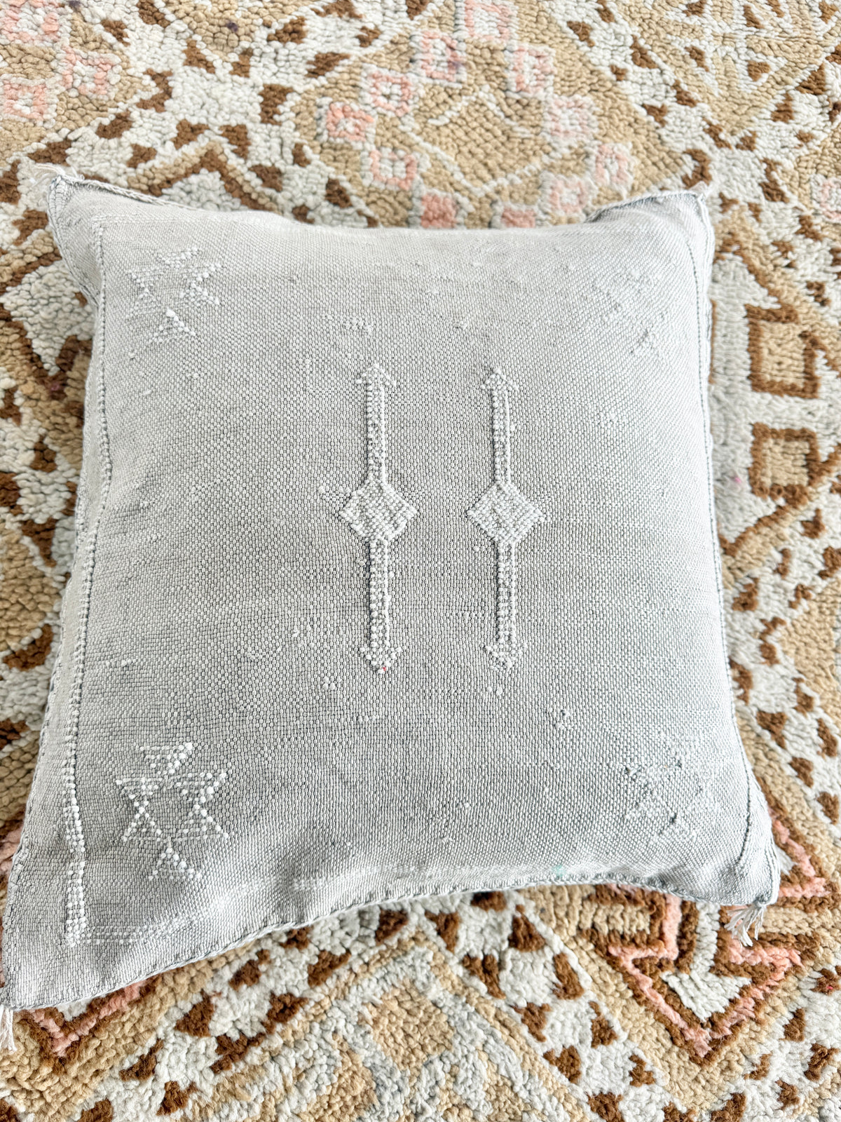 Cactus Silk Square Cover - Sq419