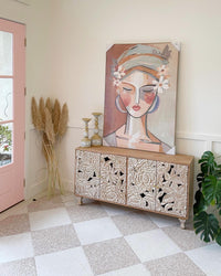 Sideboard Large Carved Dahlia Sand