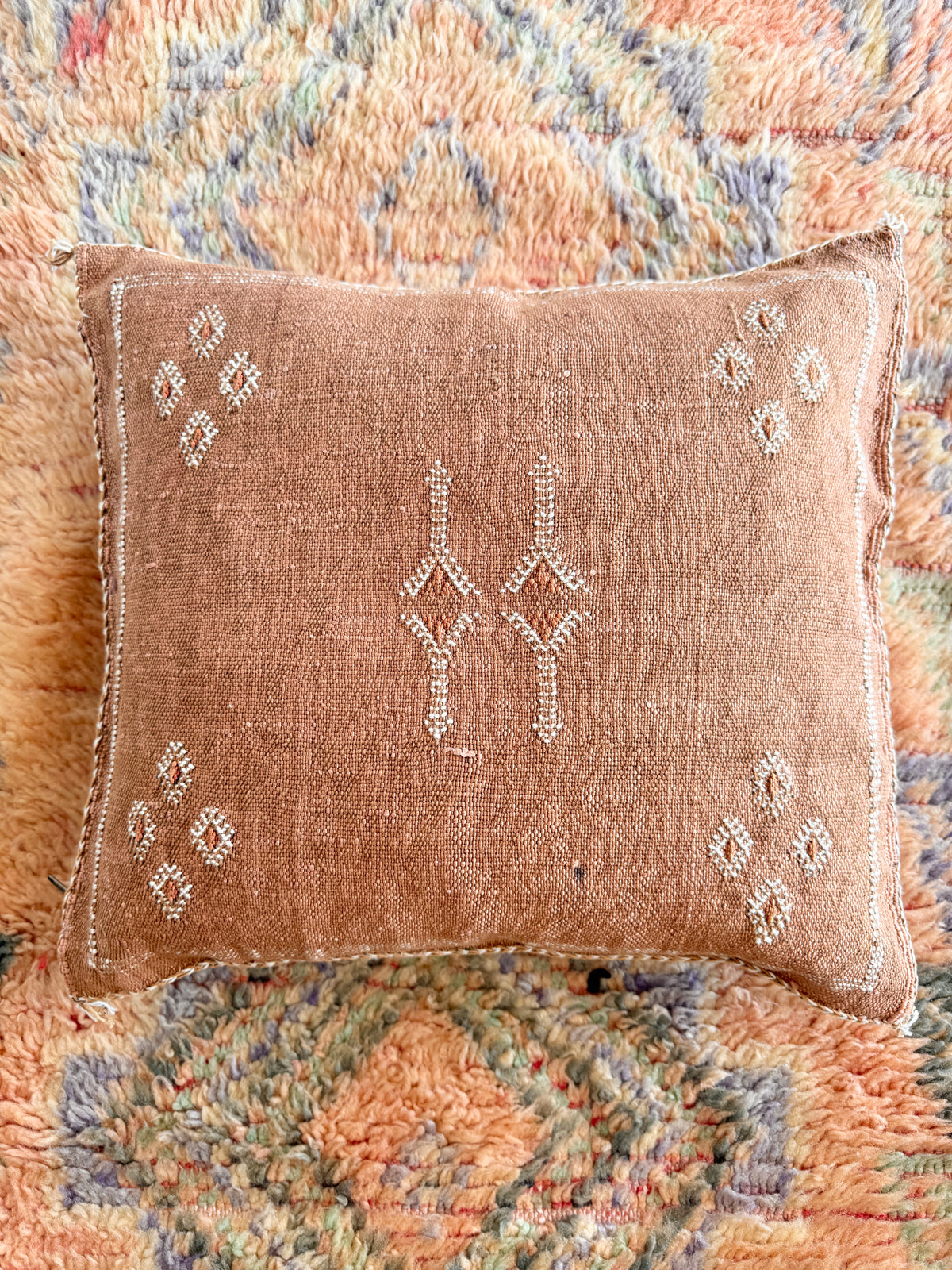 Cactus Silk Square Cover - Sq367