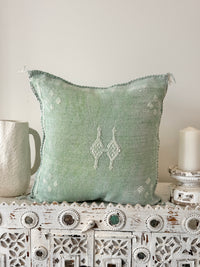Cactus Silk Square Cover - Sq463