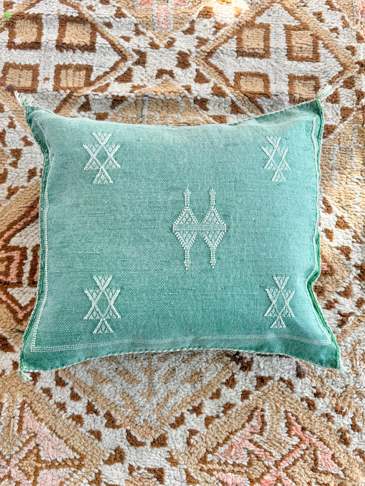Cactus Silk Square Cover - Sq460