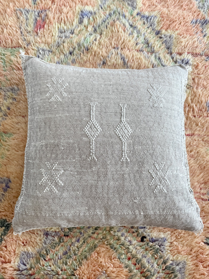 Cactus Silk Square Cover - Sq358