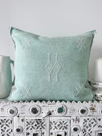 Cactus Silk Square Cover - Sq457