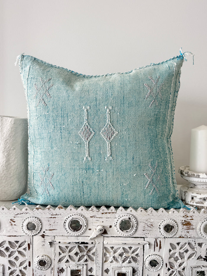 Cactus Silk Square Cover - Sq451