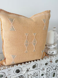 Cactus Silk Square Cover - Sq435