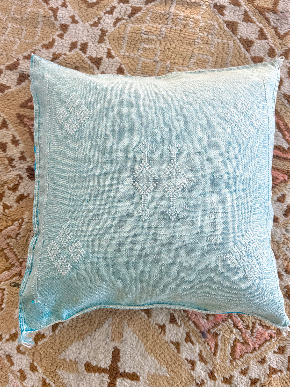 Cactus Silk Square Cover - Sq449