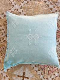 Cactus Silk Square Cover - Sq449