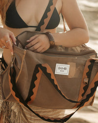 The Bambi Mesh Bag in Espresso