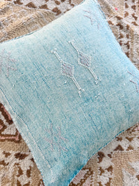 Cactus Silk Square Cover - Sq451