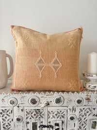 Cactus Silk Square Cover - Sq426