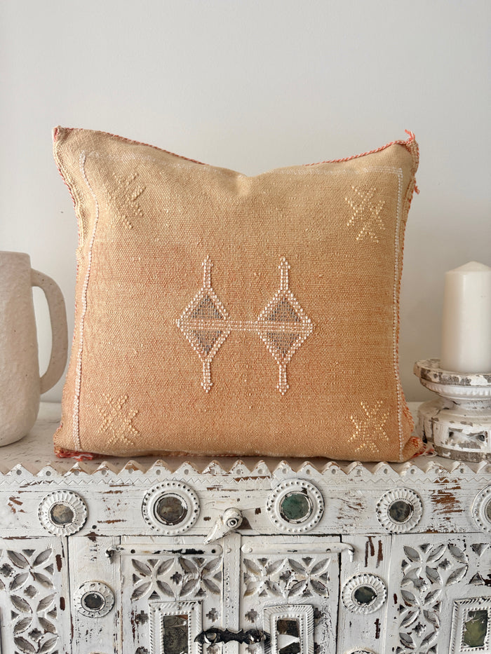 Cactus Silk Square Cover - Sq426