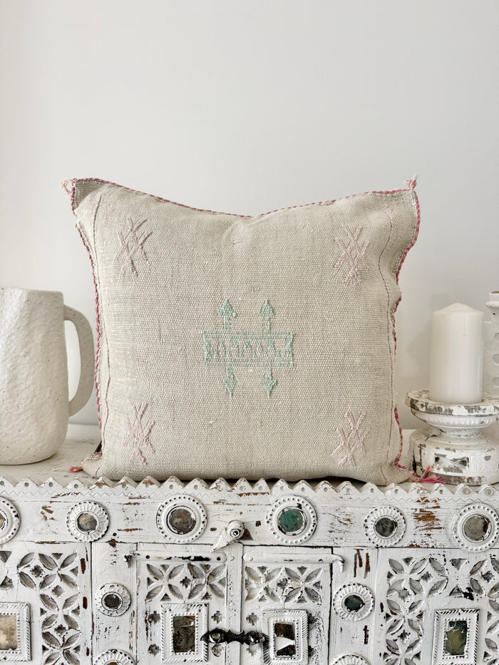 Cactus Silk Square Cover - Sq417