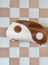 Hair Clip Claw Yin Yang Toffee
