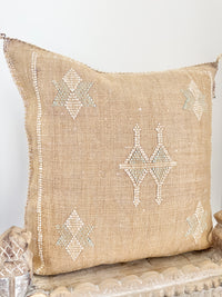 Cactus Silk Square Cover - Sq241