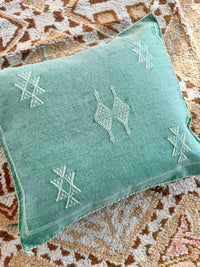 Cactus Silk Square Cover - Sq460