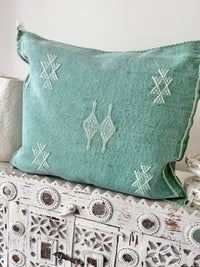 Cactus Silk Square Cover - Sq460