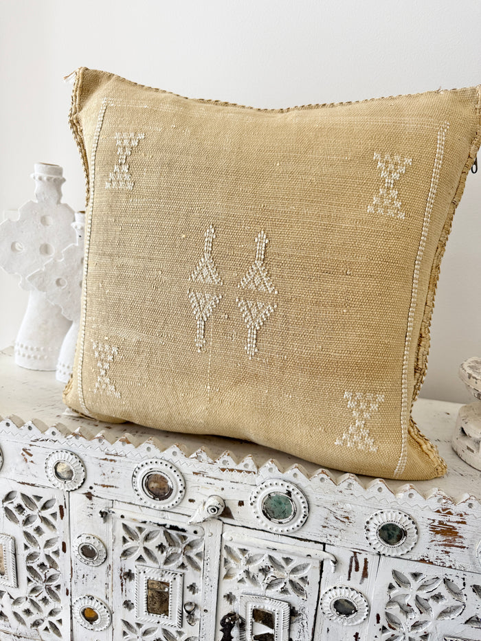 Cactus Silk Square Cover - Sq385