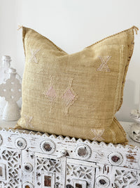 Cactus Silk Square Cover - Sq339