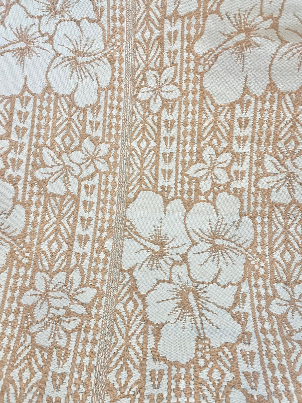 Recycled Outdoor Mat 6 Hibiscus ~ Small - 1.8 x 1.8m