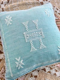 Cactus Silk Square Cover - Sq455