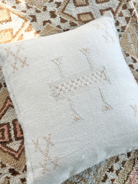 Cactus Silk Square Cover - Sq439